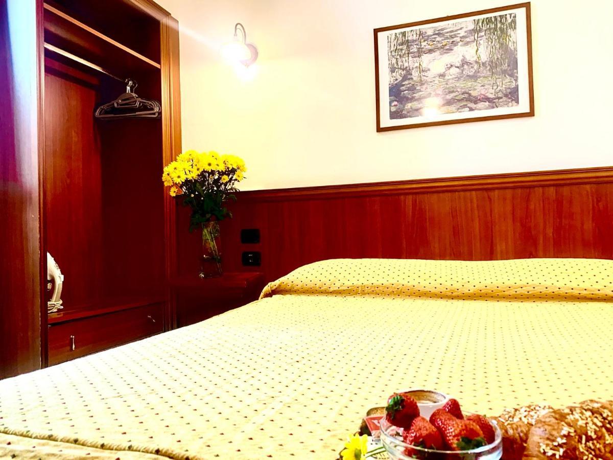 Hotel Astrid ميلان المظهر الخارجي الصورة
