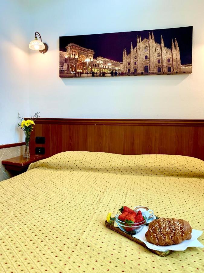 Hotel Astrid ميلان المظهر الخارجي الصورة