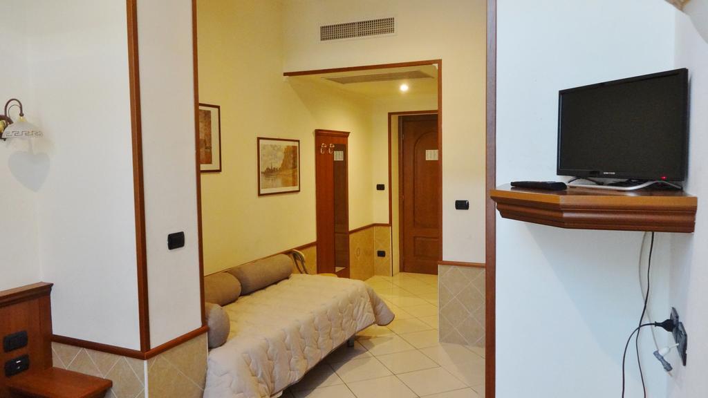 Hotel Astrid ميلان المظهر الخارجي الصورة
