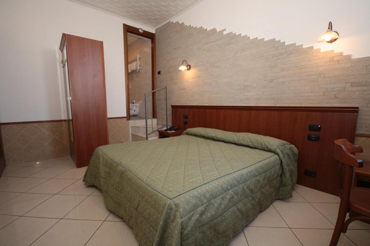 Hotel Astrid ميلان المظهر الخارجي الصورة